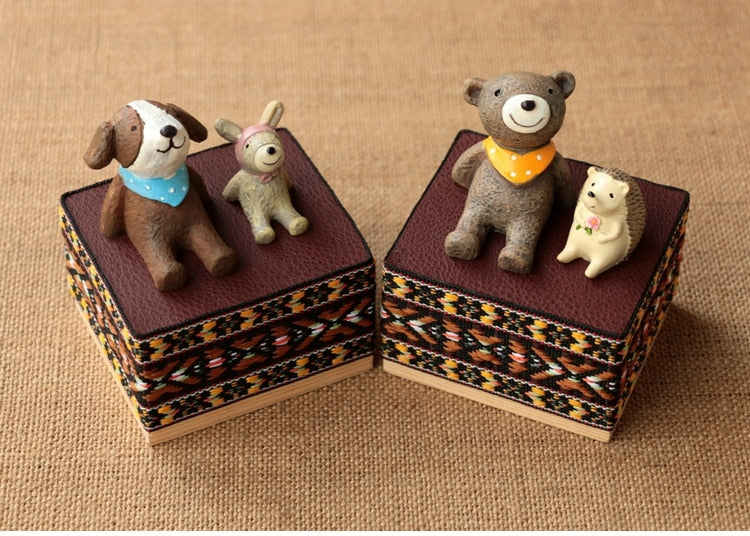 Lovely Miniature Sitting Animal Wooden Music Box Home Decor