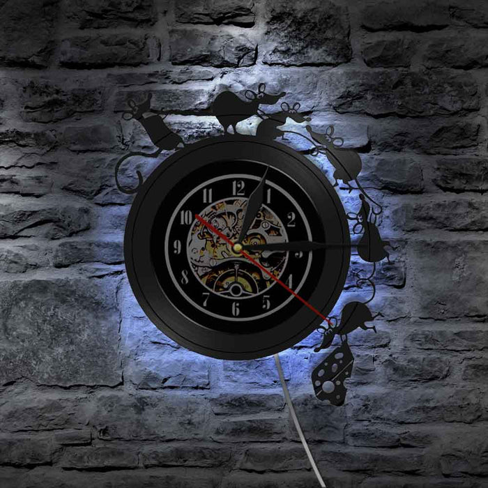 Modern Design Playing Rats Vinyl Record Wall Clock