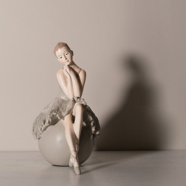 Ballerina Girls Figurines Desk Decoration