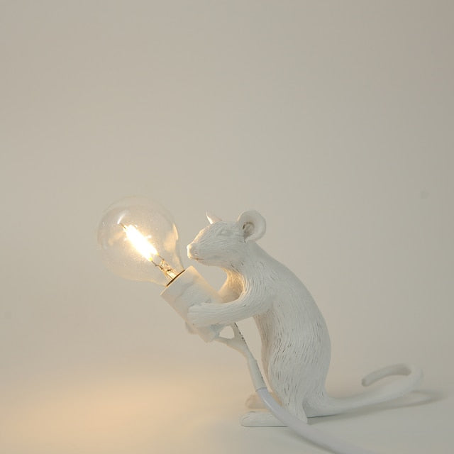Resin Mouse with Heart Bulb LED Desk Light Home Decor