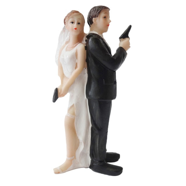 Cake Toppers Bride and Groom Funny Figurines Home Desk Decoration