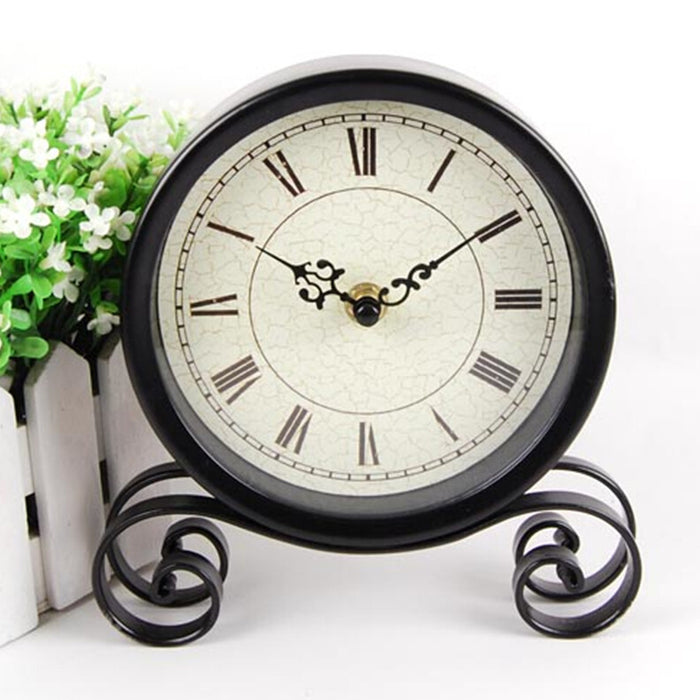 Old Fashioned Black Metal Decorative Table Clock