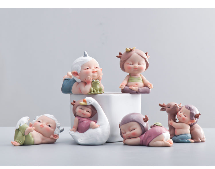 Cute Resin Girls Figurines Home Office Decor