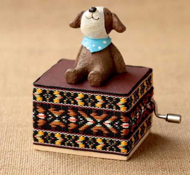 Lovely Miniature Sitting Animal Wooden Music Box Home Decor